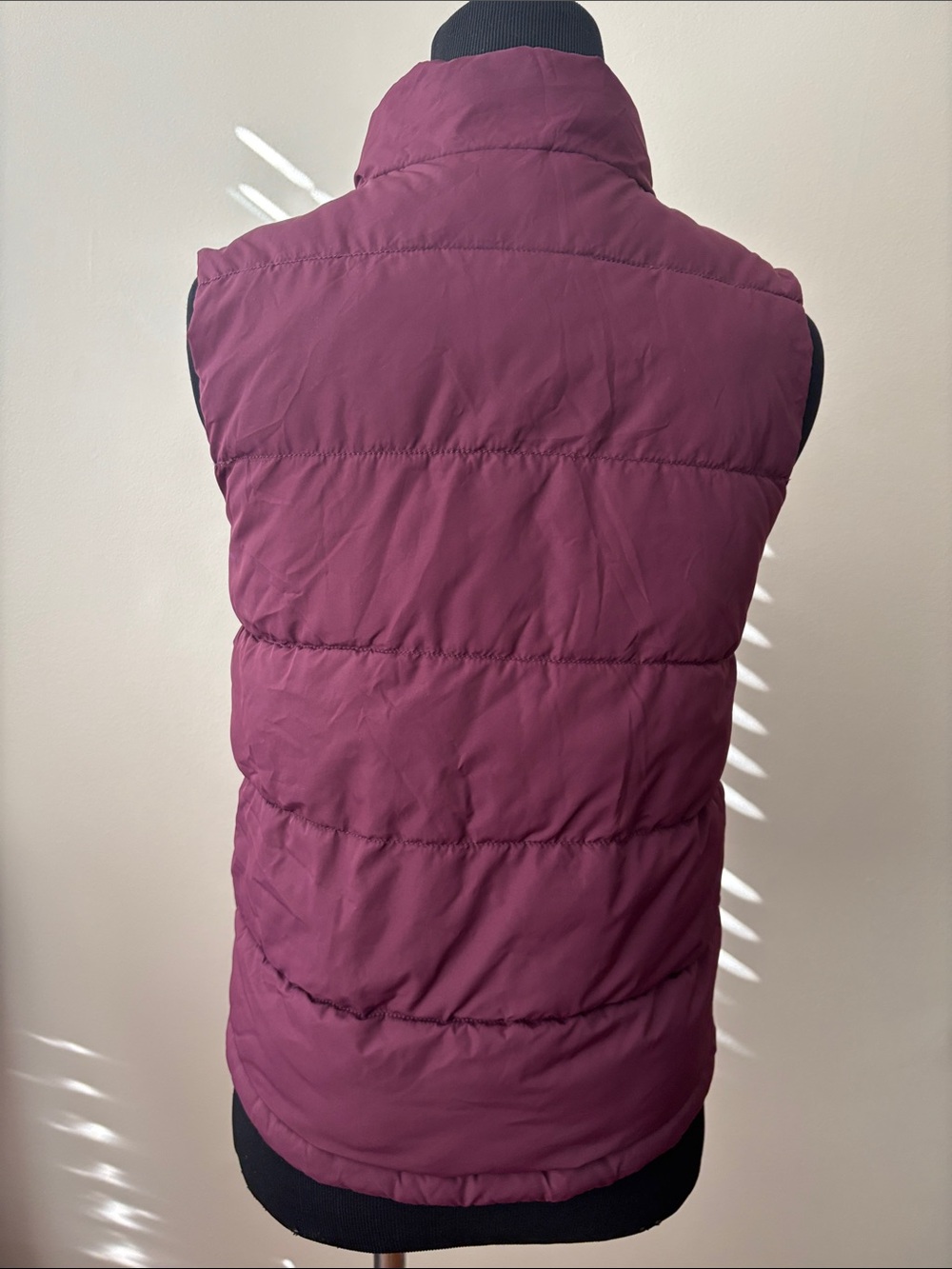 Gymboree Kids Quilted Puffer Vest - Deep Plum size Medium - Picture 4 of 15